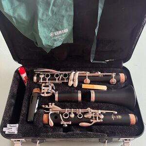 Yamaha Black Clarinet with Silver Details